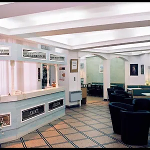 hotel-saint-julien.midi-pyreneeshotels.com/