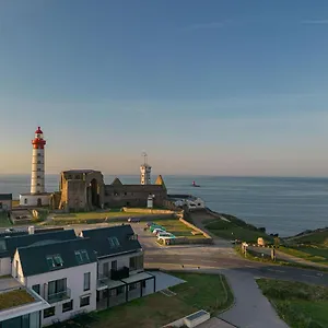 Pointe St-mathieu Hotel
